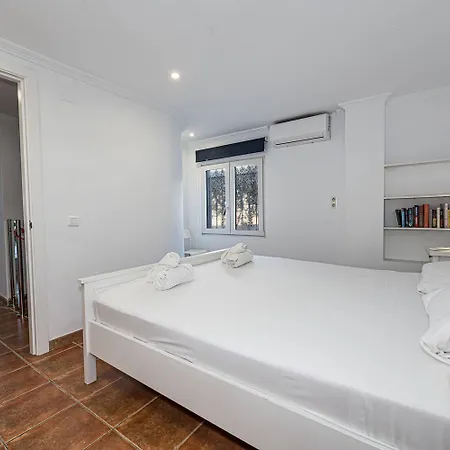 Lägenhet Stella Maris Beachfront Apartment, Sea View