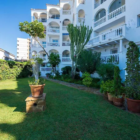 Stella Maris Beachfront Apartment, Sea View Lägenhet