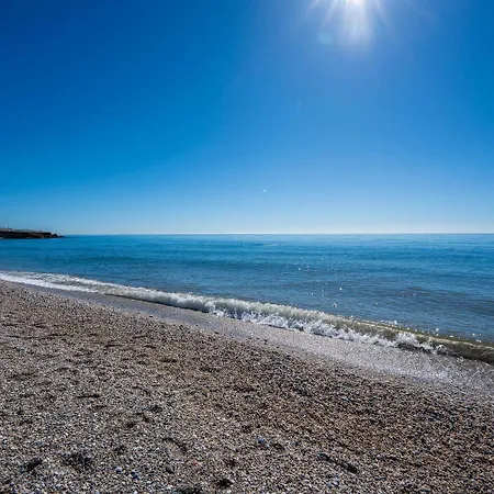 Lägenhet Stella Maris Beachfront Apartment, Sea View