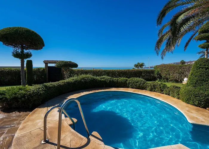 Apartamento Stella Maris Beachfront Apartment, Sea View Nerja