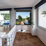 Апартаменты Stella Maris Beachfront Apartment, Sea View *