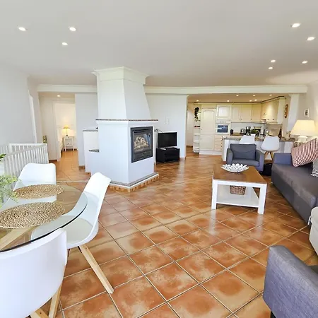 Apartman Beachfront 120 Qm Sea View With Terrace *