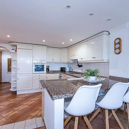 Stella Maris Beachfront Apartment, Sea View * Nerja