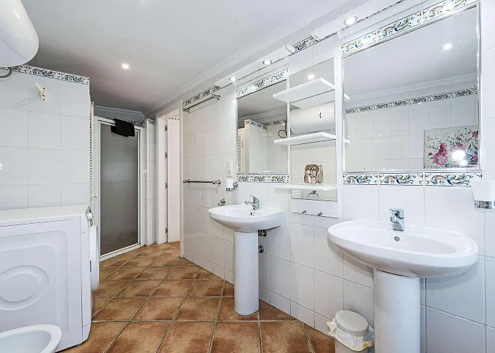 アパート Stella Maris Beachfront Apartment, Sea View ネルハ