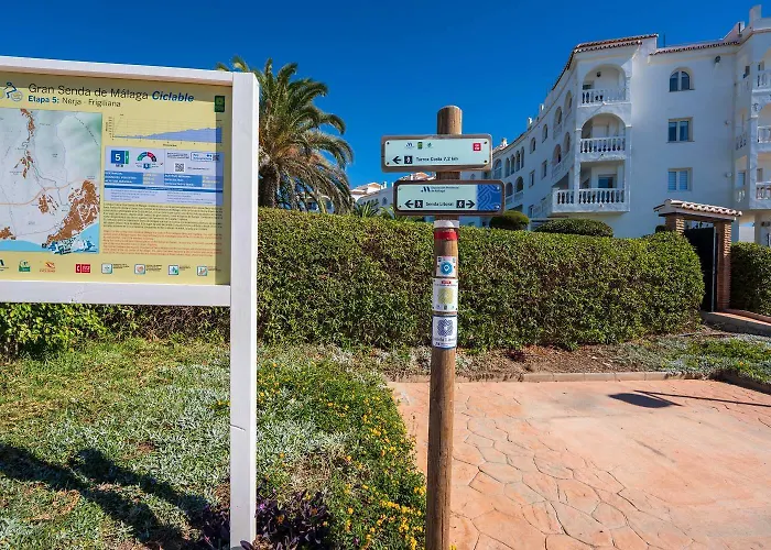 Stella Maris Beachfront Apartment, Sea View * Nerja